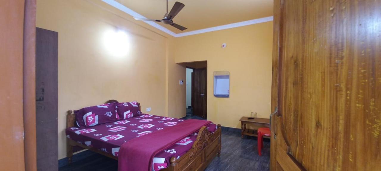 Goroomgo Neelachal Holiday Nibasa Puri Near Sea Beach Area - Perfect Location With Excellent Service Awarded Dış mekan fotoğraf